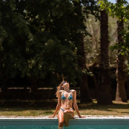 Villa Encantamiento - Dimora Gelsomino - Masseria Storica Nel Cuore Della Puglia Con Piscina Latiano Exterior photo