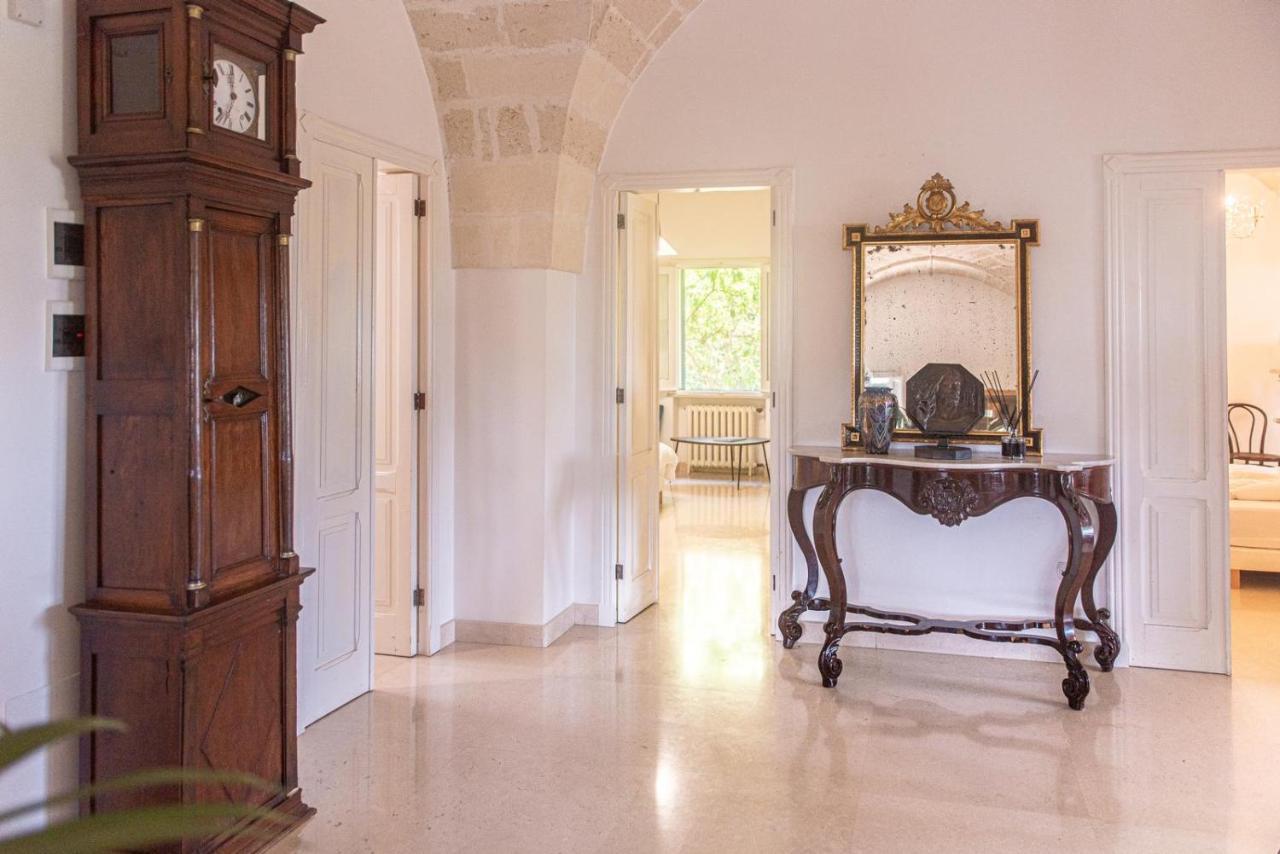 Villa Encantamiento - Dimora Gelsomino - Masseria Storica Nel Cuore Della Puglia Con Piscina Latiano Exterior photo