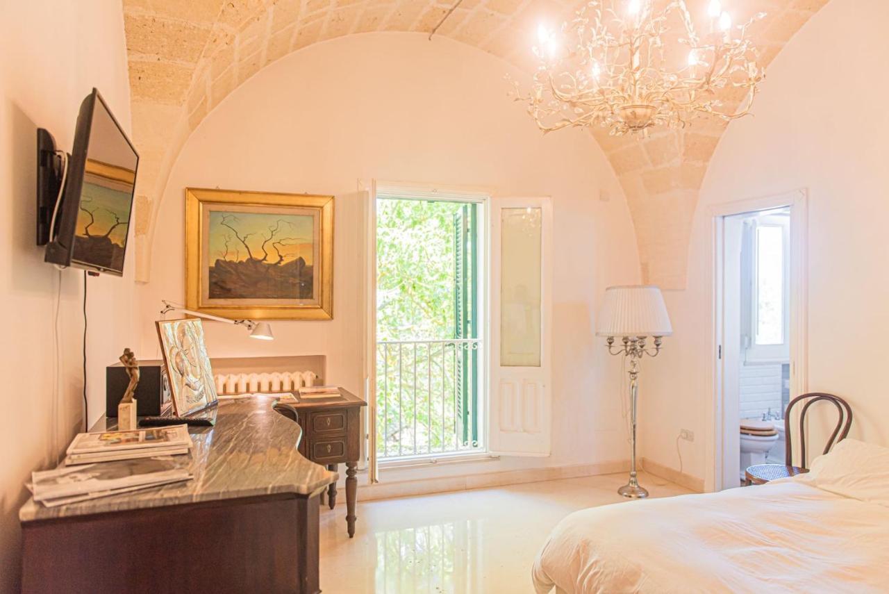 Villa Encantamiento - Dimora Gelsomino - Masseria Storica Nel Cuore Della Puglia Con Piscina Latiano Exterior photo