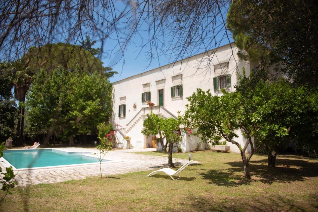 Villa Encantamiento - Dimora Gelsomino - Masseria Storica Nel Cuore Della Puglia Con Piscina Latiano Exterior photo